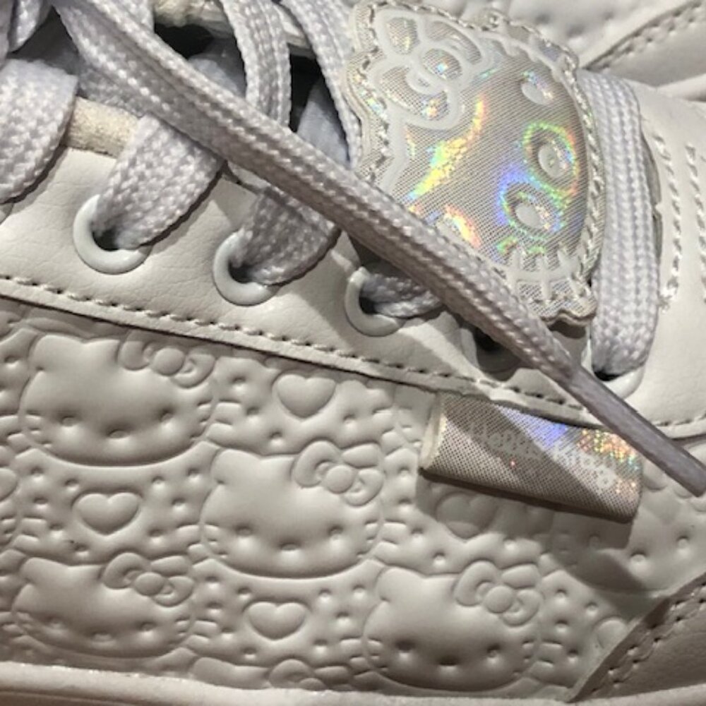 Forever 21 Hello Kitty Sanrio White Sneakers Tennis Shoes Women US 8 - Picture 3 of 6